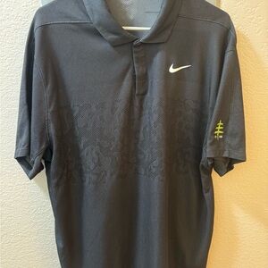 Tiger Woods Nike Men's Gray golf Polo Shirt